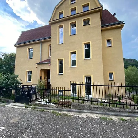 U Viaduktu 46 * Usti nad Labem