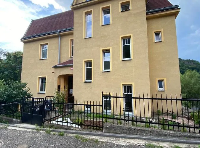 U Viaduktu 46 * Ústí nad Labem